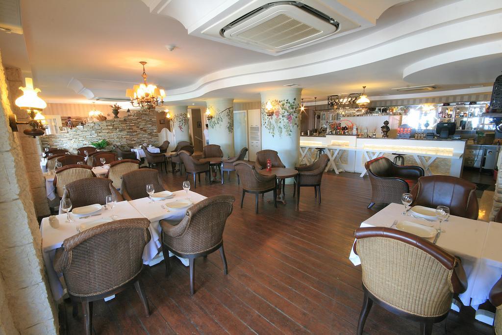 Trilyali Butik Hotel Tirilye エクステリア 写真