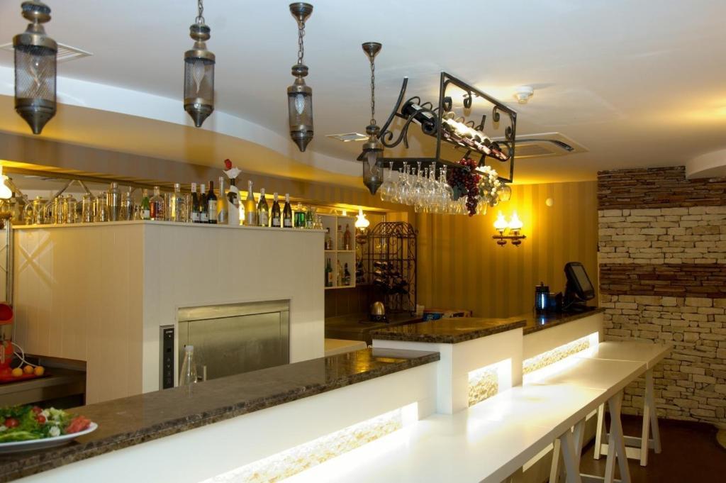 Trilyali Butik Hotel Tirilye エクステリア 写真