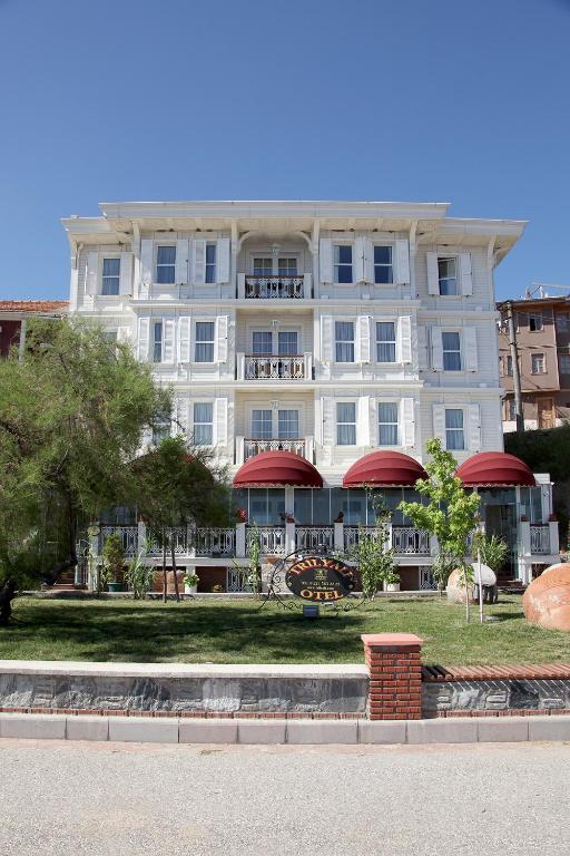Trilyali Butik Hotel Tirilye エクステリア 写真